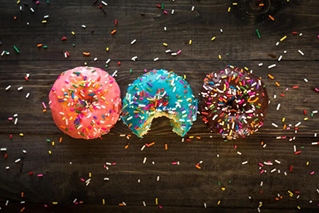 Total and added sugar intakes,sugar types,and cancer risk